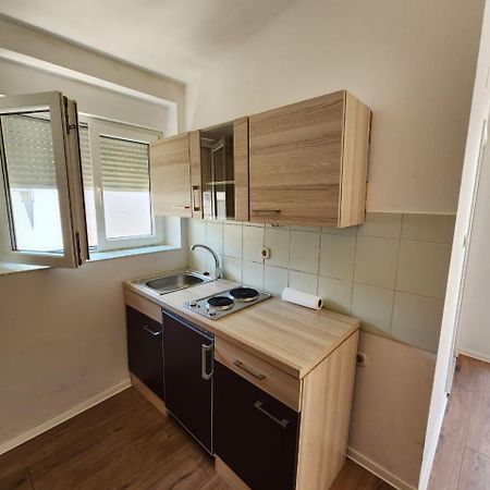 Apartmani Sole Vis Buitenkant foto
