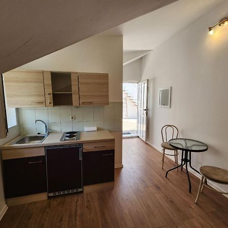 Apartmani Sole Vis Buitenkant foto